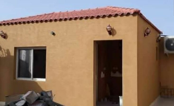 بناء ملاحق ومجالس